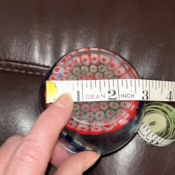 Glass paperweight - Picture 5 of 8